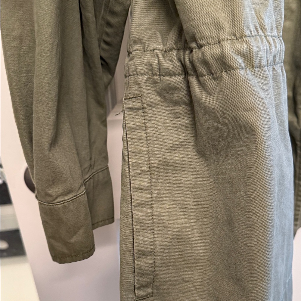 Like New! Old Navy Utility Jacket in Olive Green women 2X - Picture 6 of 8